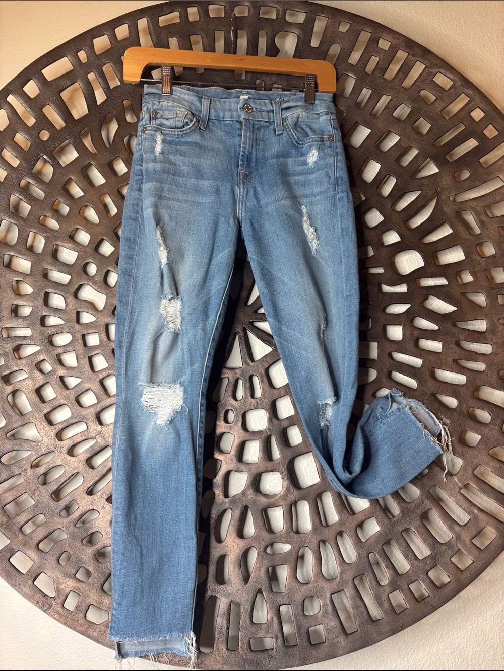 💙7 For All Mankind Distressed Ankle Skinny Jeans Women’s 25 Light Wash💙